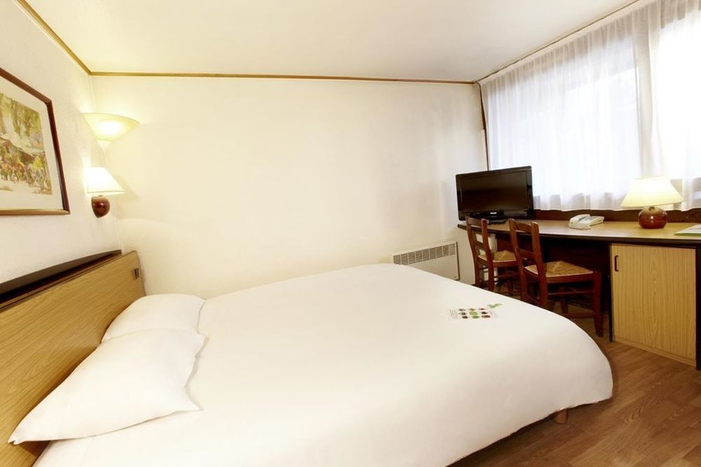 Campanile Marseille Vitrolles Griffon Hotel Værelse billede